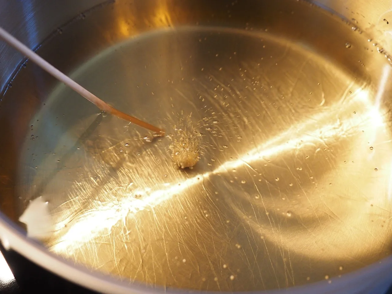 Huile de friture sur plastique